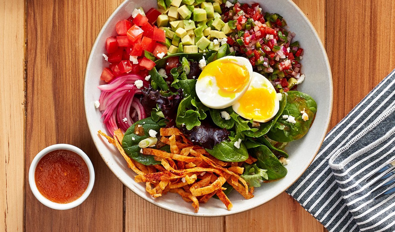 Bol de Salade Huevos Rancheros – - Recette Bol de Salade Huevos Rancheros – - Recette
