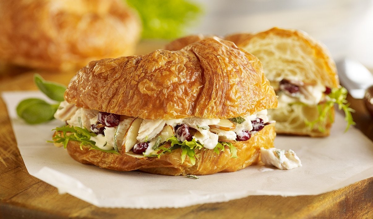 Croissant Champion à la Salade de Poulet – - Recette