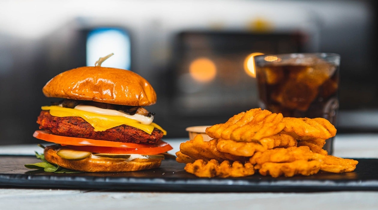 Hamburger à la betterave et à la patate douce grillées – - Recette