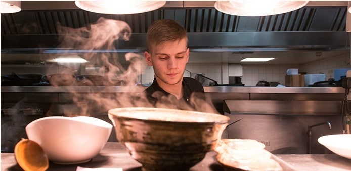 Serving Yourself: A Guide to Mental Wellbeing in Foodservice