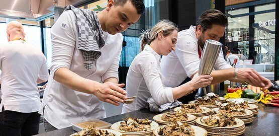 7 Ingredients to Build a Thriving Team in Your Kitchen