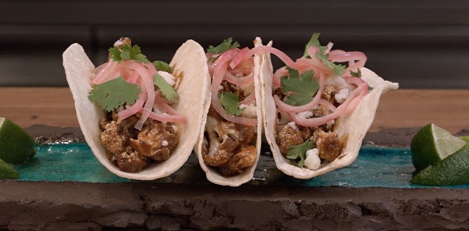 Tacos au chou-fleur et mole