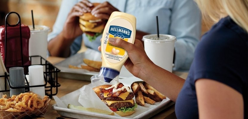 Hellmann's® Vraie Mayonnaise Bouteille à Presser 12x340 ml