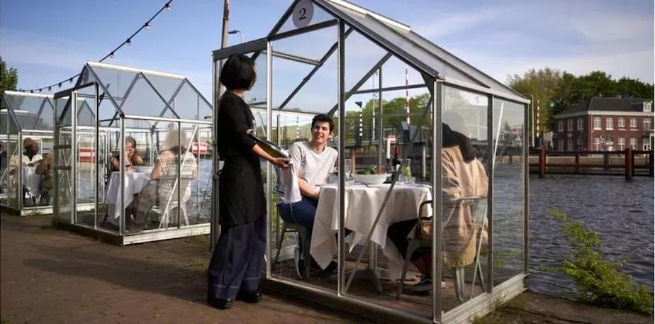 Les Chefs globaux discute de la reouverture